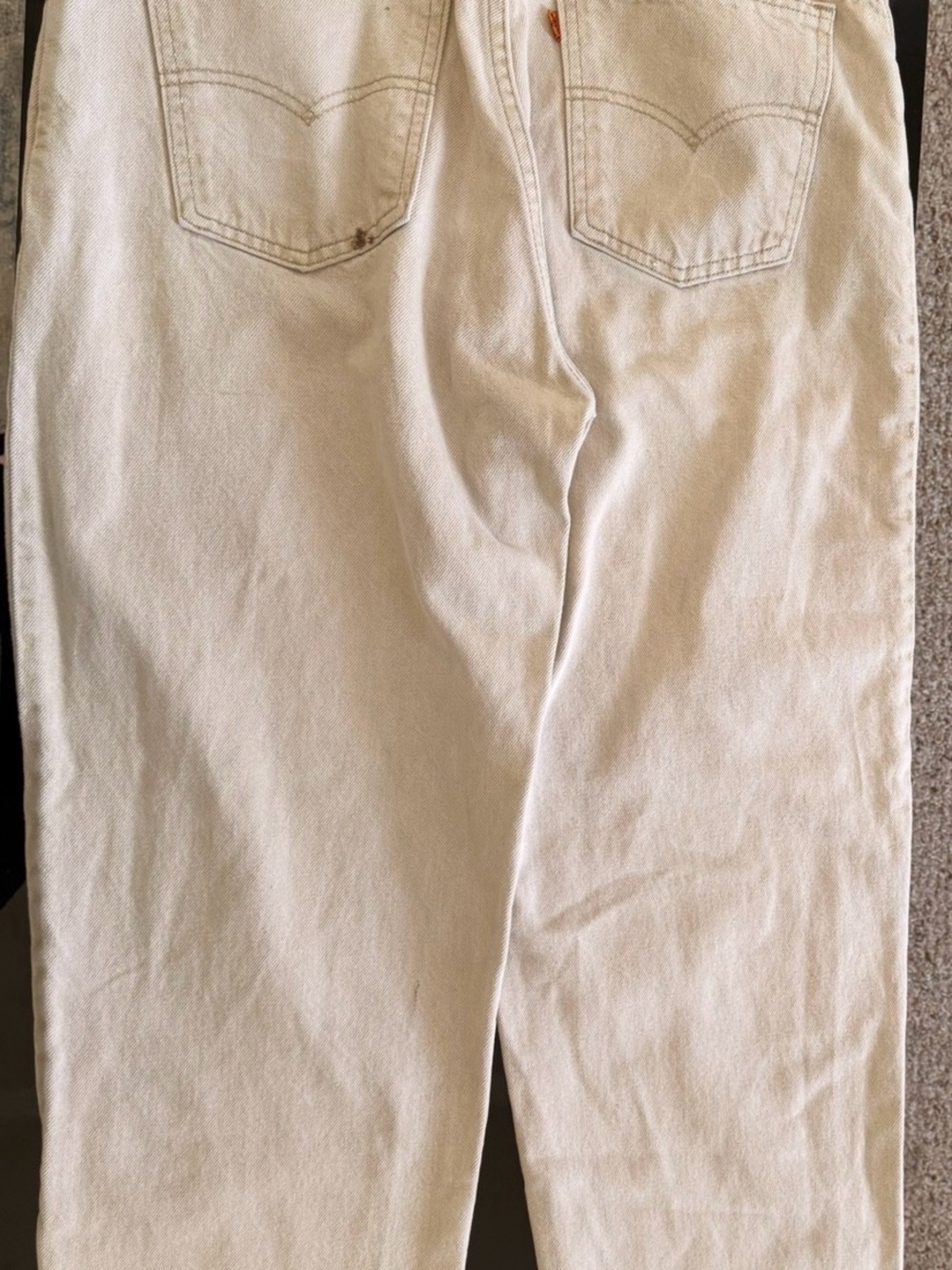 Levi’s 550 Orange Tab Cream Raw Hem Vintage Cutoff Shorts Y2K Relaxed Fit 36x32 - Picture 4 of 7